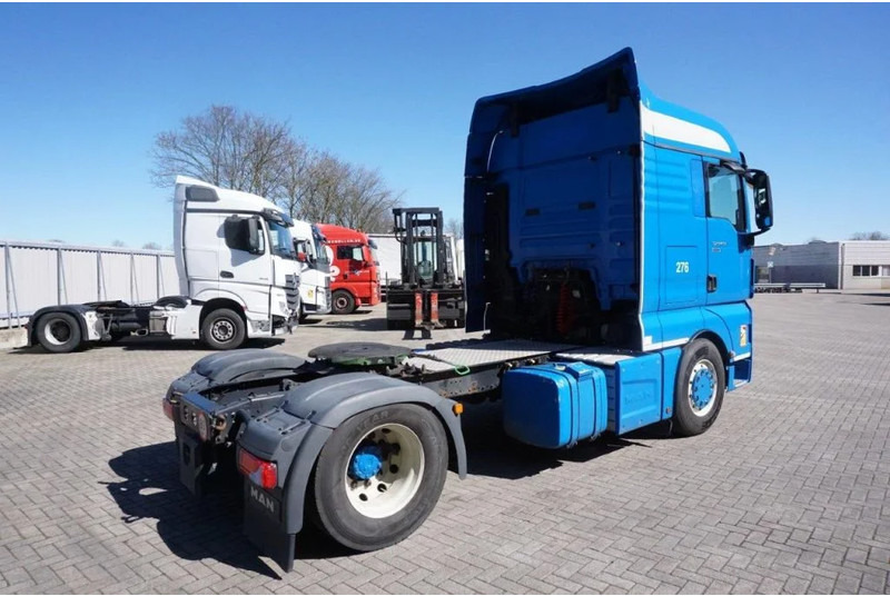 MAN TGX 18.400 / AUTOMATIC / DOUBLE TANK / ENGINE PROBLEMS / EURO-6 / 2016 - Тягач: фото 4 MAN TGX 18.400 / AUTOMATIC / DOUBLE TANK / ENGINE PROBLEMS / EURO-6 / 2016 - Тягач: фото 4