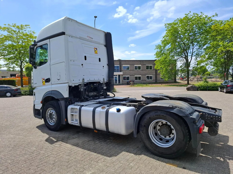 Mercedes-Benz Actros 1945 / HYDRAULICS / LWDS / SMART TACHO / 2XBED / FRIDGE / AUTOMATIC / EURO-6 / 2019 - Тягач: фото 3 Mercedes-Benz Actros 1945 / HYDRAULICS / LWDS / SMART TACHO / 2XBED / FRIDGE / AUTOMATIC / EURO-6 / 2019 - Тягач: фото 3