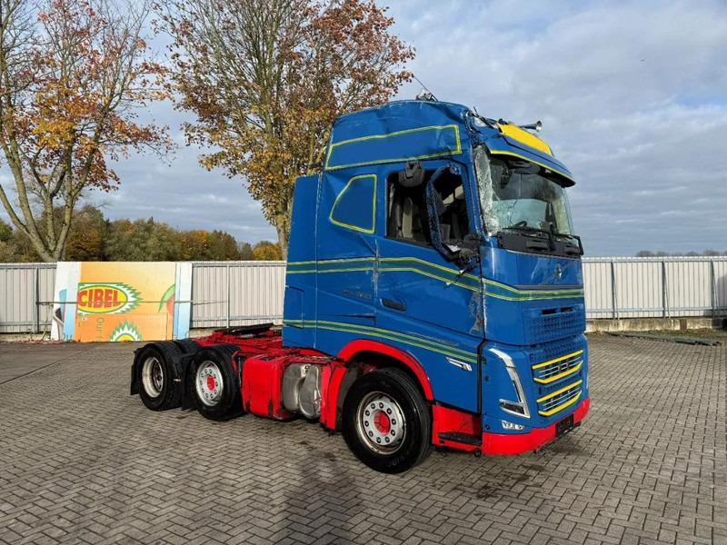 Volvo FH5-460 / ENGINE RUNING / HYDRAULICS / I-SAVE / VEB+ / ONLY:446560 KM / DOUBLE TANK / LWDS / EURO-6 / 2021 - Тягач: фото 2 Volvo FH5-460 / ENGINE RUNING / HYDRAULICS / I-SAVE / VEB+ / ONLY:446560 KM / DOUBLE TANK / LWDS / EURO-6 / 2021 - Тягач: фото 2
