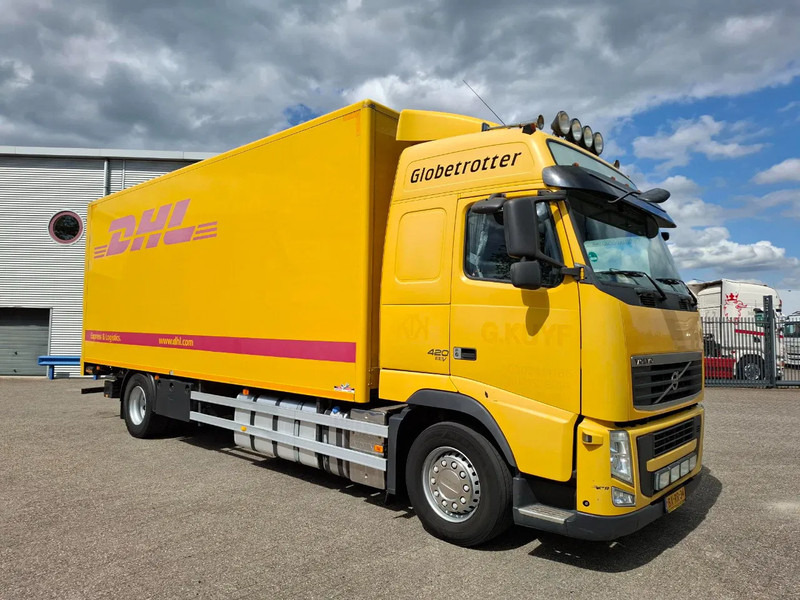 Volvo FH13-420 / NL TRUCK / PLATFORM 2000KG / AIRCO / FRIDGE / AUTOMATIC / EURO-5 / 2010 - Вантажівка з закритим кузовом: фото 2 Volvo FH13-420 / NL TRUCK / PLATFORM 2000KG / AIRCO / FRIDGE / AUTOMATIC / EURO-5 / 2010 - Вантажівка з закритим кузовом: фото 2