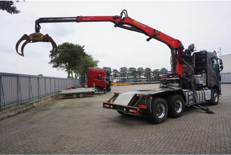 Volvo FH16-750 / ENGINE RUNNING / 6x4 / RETARDER / BIG AXLE / VEB+ / PALFINGER FD250 / EURO-6 / 2016 в лізинг Volvo FH16-750 / ENGINE RUNNING / 6x4 / RETARDER / BIG AXLE / VEB+ / PALFINGER FD250 / EURO-6 / 2016: фото 8