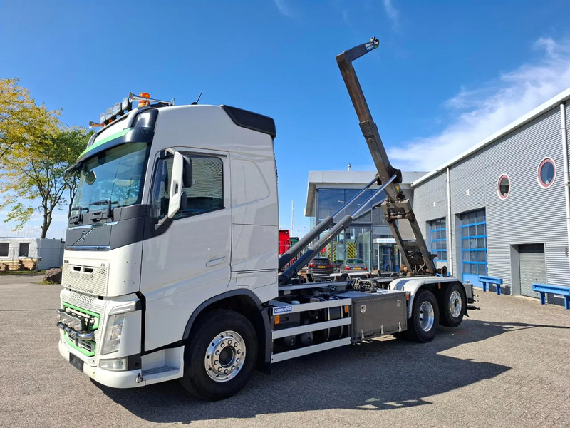 Volvo FH4-500 / VEB+ / HOOK 22 TON / LIFT+LENKACHSE / TUV:02-02-2026 / FULL-AIR / LWDS / NAVI / ALCOA / AUTOMATIC / EURO-6 / 2017 - Гаковий мультиліфт вантажівка: фото 1 Volvo FH4-500 / VEB+ / HOOK 22 TON / LIFT+LENKACHSE / TUV:02-02-2026 / FULL-AIR / LWDS / NAVI / ALCOA / AUTOMATIC / EURO-6 / 2017 - Гаковий мультиліфт вантажівка: фото 1