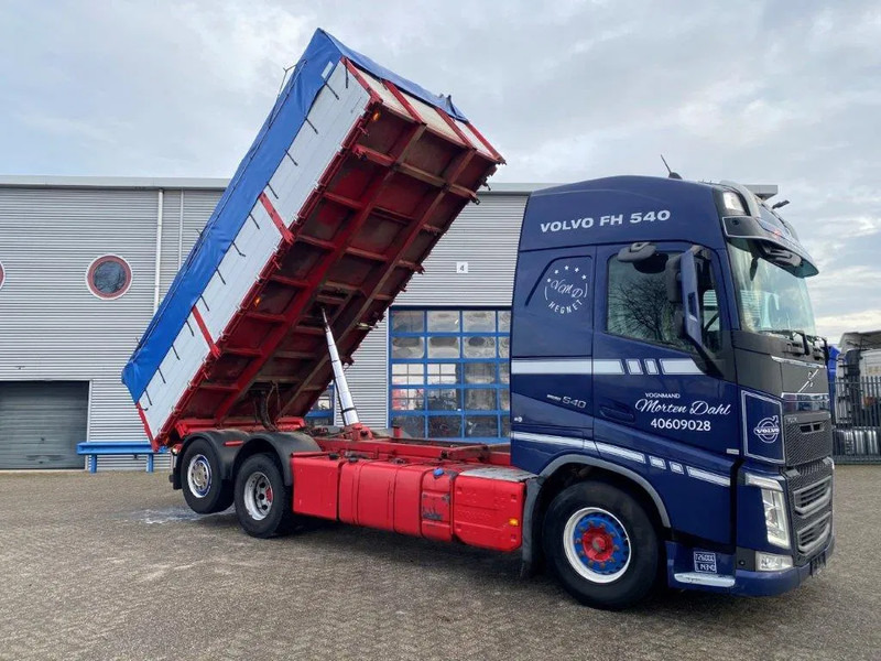 Volvo FH4-540 / VEB+ / ACC / LWDS / 3SIDE TIPPER / DYNAMIC STEERING / LEATHER / FULL-AIR / AUTOMATIC / EURO-6 / 2017 - Самоскид вантажівка: фото 4 Volvo FH4-540 / VEB+ / ACC / LWDS / 3SIDE TIPPER / DYNAMIC STEERING / LEATHER / FULL-AIR / AUTOMATIC / EURO-6 / 2017 - Самоскид вантажівка: фото 4
