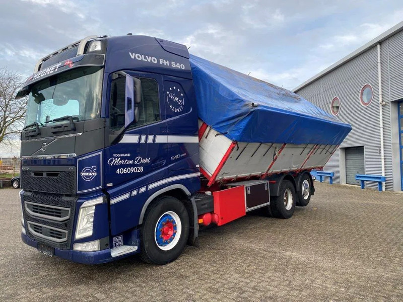 Volvo FH4-540 / VEB+ / ACC / LWDS / 3SIDE TIPPER / DYNAMIC STEERING / LEATHER / FULL-AIR / AUTOMATIC / EURO-6 / 2017 - Самоскид вантажівка: фото 2 Volvo FH4-540 / VEB+ / ACC / LWDS / 3SIDE TIPPER / DYNAMIC STEERING / LEATHER / FULL-AIR / AUTOMATIC / EURO-6 / 2017 - Самоскид вантажівка: фото 2
