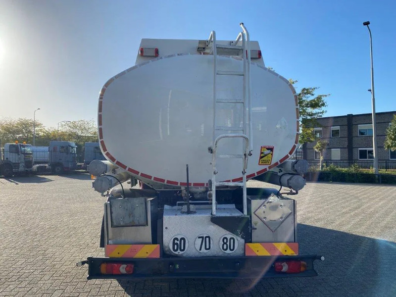Volvo FL7-290 / 5 COMPARTIMENTS / 13000 LITER TOTAL / PUMP / AUTOMATIC / EURO-5 / 2009 - Вантажівка цистерна: фото 4 Volvo FL7-290 / 5 COMPARTIMENTS / 13000 LITER TOTAL / PUMP / AUTOMATIC / EURO-5 / 2009 - Вантажівка цистерна: фото 4