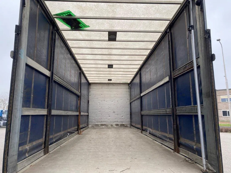 Volvo FM11-330 / LOW KM'S:472120 KM / LWDS / FULL-AIR / NAVI / CURTAIN SAILS / PLATFORM 2500KG / AUTOMATIC / EURO-6 / 2016 - Тентована вантажівка: фото 5 Volvo FM11-330 / LOW KM'S:472120 KM / LWDS / FULL-AIR / NAVI / CURTAIN SAILS / PLATFORM 2500KG / AUTOMATIC / EURO-6 / 2016 - Тентована вантажівка: фото 5