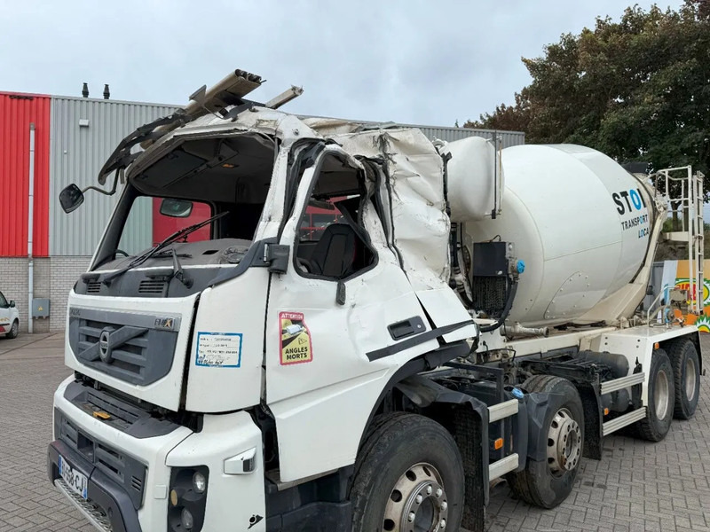 Volvo FM11-410 / 8X4 / ENGINE RUNNNING / VEB / STETTER 8AM8FHCLL CONCRETE MIXER / AUTOMATIC / EURO-5 / 2011 - Автобетонозмішувач: фото 5 Volvo FM11-410 / 8X4 / ENGINE RUNNNING / VEB / STETTER 8AM8FHCLL CONCRETE MIXER / AUTOMATIC / EURO-5 / 2011 - Автобетонозмішувач: фото 5