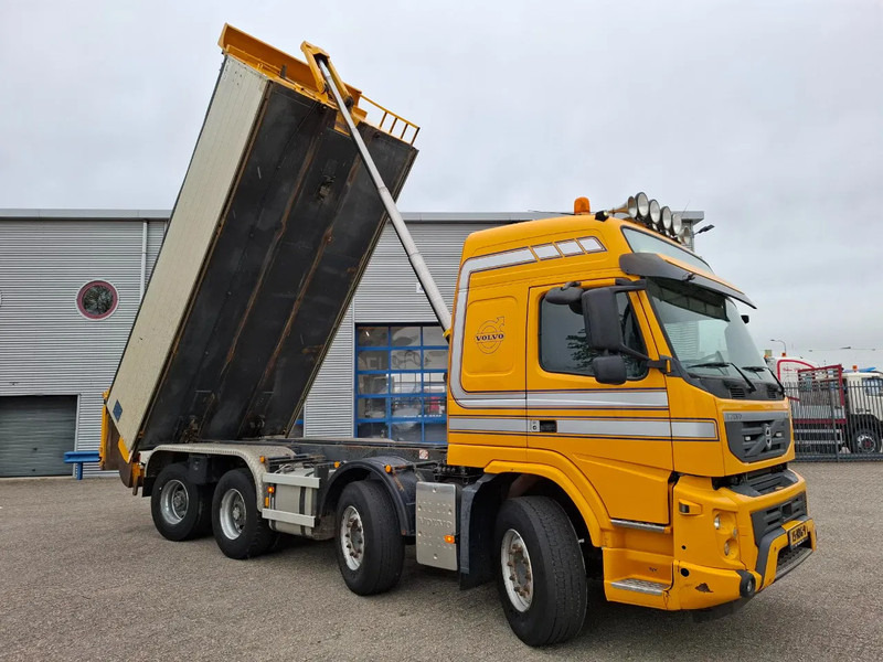 Volvo FM13-420 / 8X4 / BIG AXLE / 18.5M³ / AJK 21040 KG TIPPER / SNIP / 695133 KM / VEB / NL TRUCK / TUV:07-11-2025 / AIRCO / AUTOMATI - Самоскид вантажівка: фото 3 Volvo FM13-420 / 8X4 / BIG AXLE / 18.5M³ / AJK 21040 KG TIPPER / SNIP / 695133 KM / VEB / NL TRUCK / TUV:07-11-2025 / AIRCO / AUTOMATI - Самоскид вантажівка: фото 3