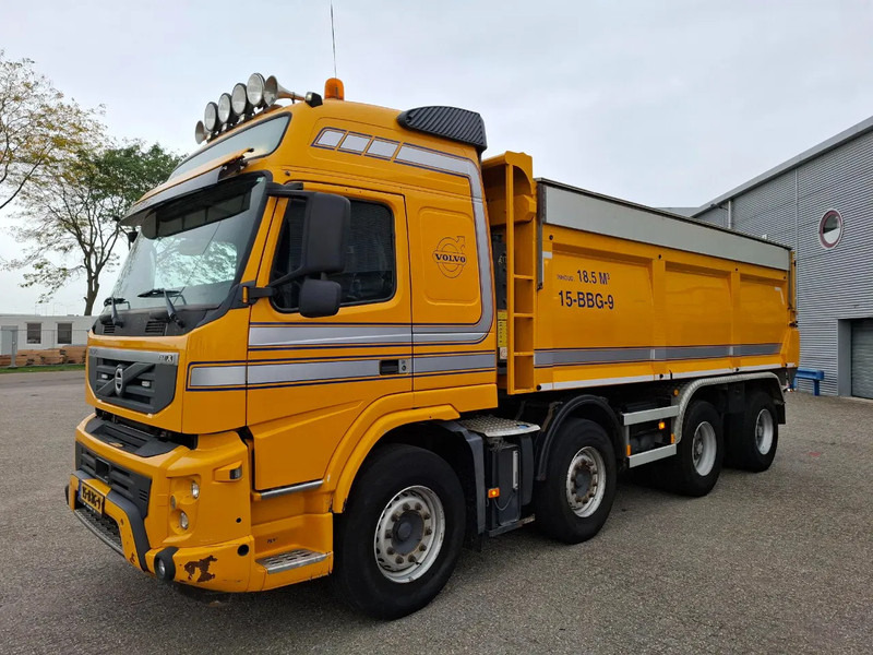 Volvo FM13-420 / 8X4 / BIG AXLE / 18.5M³ / AJK 21040 KG TIPPER / SNIP / 695133 KM / VEB / NL TRUCK / TUV:07-11-2025 / AIRCO / AUTOMATI - Самоскид вантажівка: фото 2 Volvo FM13-420 / 8X4 / BIG AXLE / 18.5M³ / AJK 21040 KG TIPPER / SNIP / 695133 KM / VEB / NL TRUCK / TUV:07-11-2025 / AIRCO / AUTOMATI - Самоскид вантажівка: фото 2
