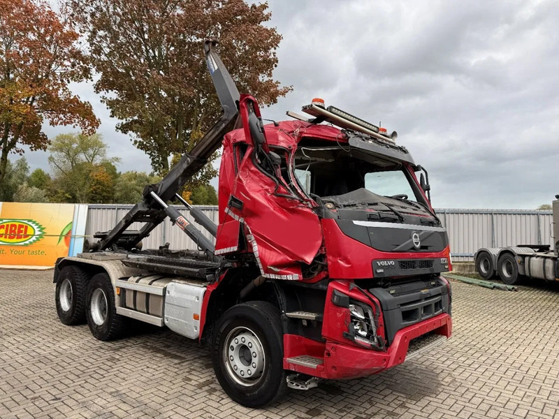 Volvo FMX4-500 / ENGINE RUNNING / VEB+ / 6X4 / BIG AXLE / AJK 20 TON HOOKLIFT / ONLY:276433 KM / AUTOMATIC / EURO-6 / 2020 - Гаковий мультиліфт вантажівка: фото 3 Volvo FMX4-500 / ENGINE RUNNING / VEB+ / 6X4 / BIG AXLE / AJK 20 TON HOOKLIFT / ONLY:276433 KM / AUTOMATIC / EURO-6 / 2020 - Гаковий мультиліфт вантажівка: фото 3