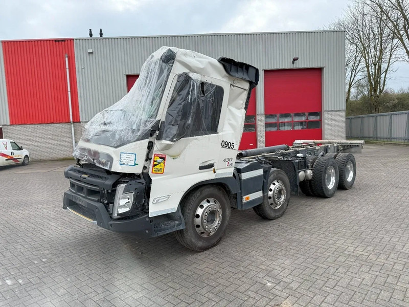 Volvo FMX5-430 / 8X4 / ONLY:31000 KM / VEB / ALCOA / PTO / AUTOMATIC / EURO-6 / 2023 - Вантажівка шасі: фото 1 Volvo FMX5-430 / 8X4 / ONLY:31000 KM / VEB / ALCOA / PTO / AUTOMATIC / EURO-6 / 2023 - Вантажівка шасі: фото 1