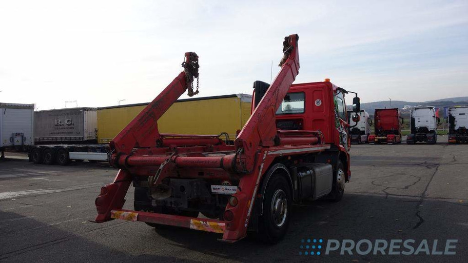 DAF CF 370 FA Day Cab EURO 6 řetězový nosič kontejnerů AK12 - Скіповий навантажувач вантажівка: фото 5 DAF CF 370 FA Day Cab EURO 6 řetězový nosič kontejnerů AK12 - Скіповий навантажувач вантажівка: фото 5