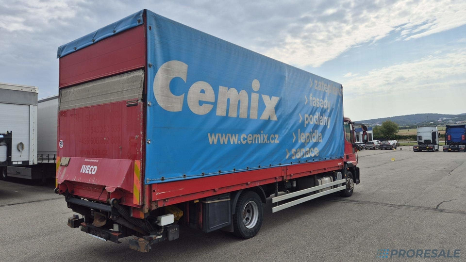 IVECO EUROCARGO ML 140E28 EURO 5 - valník s plachtou + hydraulické čelo 1,5 t - Тентована вантажівка: фото 3 IVECO EUROCARGO ML 140E28 EURO 5 - valník s plachtou + hydraulické čelo 1,5 t - Тентована вантажівка: фото 3
