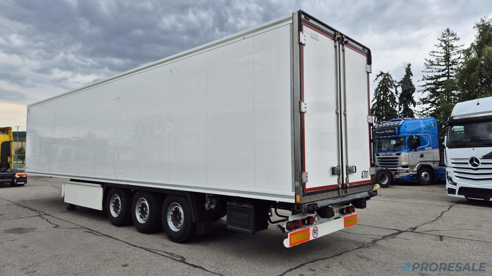 KRONE COOL LINER SD mrazírenský - MULTITEMP - dělící stěna + agregát CARRIER VECTOR 1950 Mt - Рефрижератор напівпричіп: фото 3 KRONE COOL LINER SD mrazírenský - MULTITEMP - dělící stěna + agregát CARRIER VECTOR 1950 Mt - Рефрижератор напівпричіп: фото 3