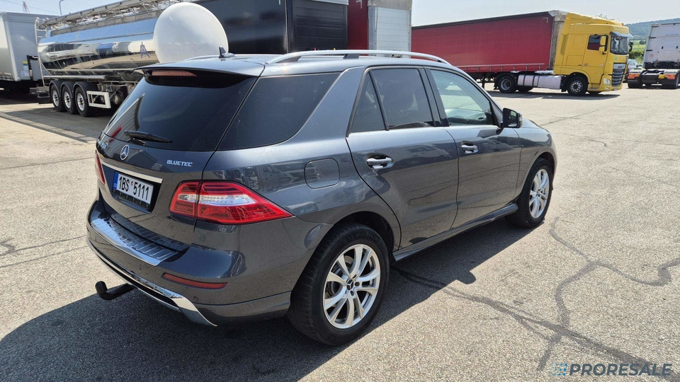MERCEDES-BENZ ML 350 BLUETEC 4MATIC - Легковий автомобіль: фото 4 MERCEDES-BENZ ML 350 BLUETEC 4MATIC - Легковий автомобіль: фото 4