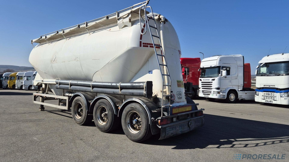 OSTATNÍ FELDBINDER EUT 40.3 SILOCISTERNA - 2 komory - 40 m3 - Напівпричіп цистерна для сипучих вантажів: фото 4 OSTATNÍ FELDBINDER EUT 40.3 SILOCISTERNA - 2 komory - 40 m3 - Напівпричіп цистерна для сипучих вантажів: фото 4
