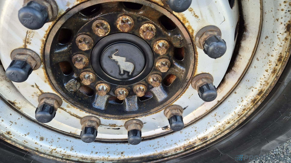 SCHMITZ CARGOBULL SCS 24/L - 13.62 - MULDA na přepravu svitků - Тентований напівпричіп: фото 5 SCHMITZ CARGOBULL SCS 24/L - 13.62 - MULDA na přepravu svitků - Тентований напівпричіп: фото 5