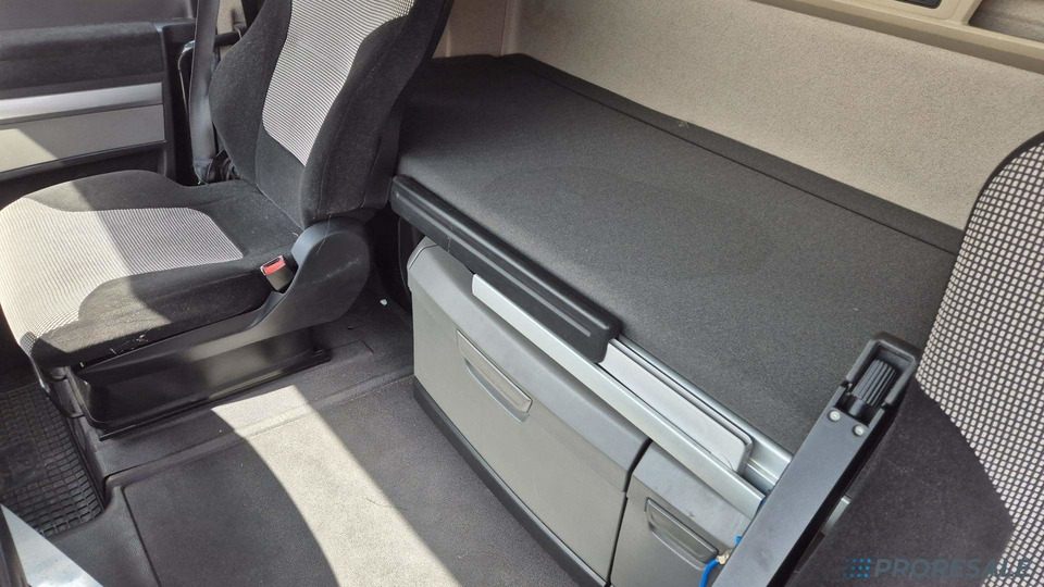 MAN TGX 18.500 XXL LOW DECK EURO 6 - Тягач: фото 5 MAN TGX 18.500 XXL LOW DECK EURO 6 - Тягач: фото 5