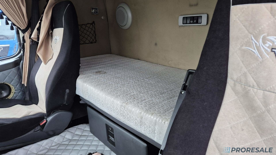 VOLVO FH 13.440 42T EURO 5 - Тягач: фото 5 VOLVO FH 13.440 42T EURO 5 - Тягач: фото 5