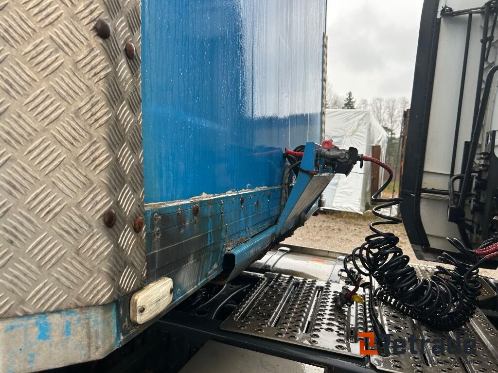 2005 Skaphenger EKERI L3 - Закритий кузов напівпричіп: фото 4 2005 Skaphenger EKERI L3 - Закритий кузов напівпричіп: фото 4