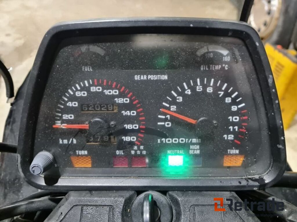 85 SUZUKI GSX 75O ES - Мотоцикл: фото 2 85 SUZUKI GSX 75O ES - Мотоцикл: фото 2