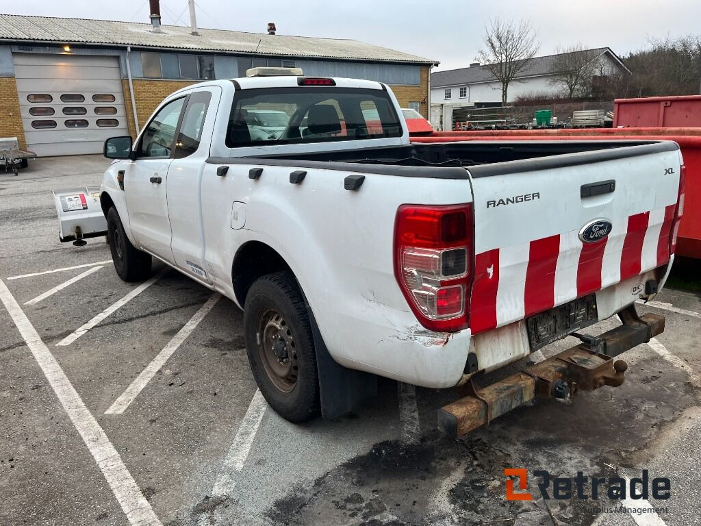 Ford Ranger 2.2 Tdci Rab Cab 4x4 Manuel med sneplov - Легковий автомобіль: фото 1 Ford Ranger 2.2 Tdci Rab Cab 4x4 Manuel med sneplov - Легковий автомобіль: фото 1