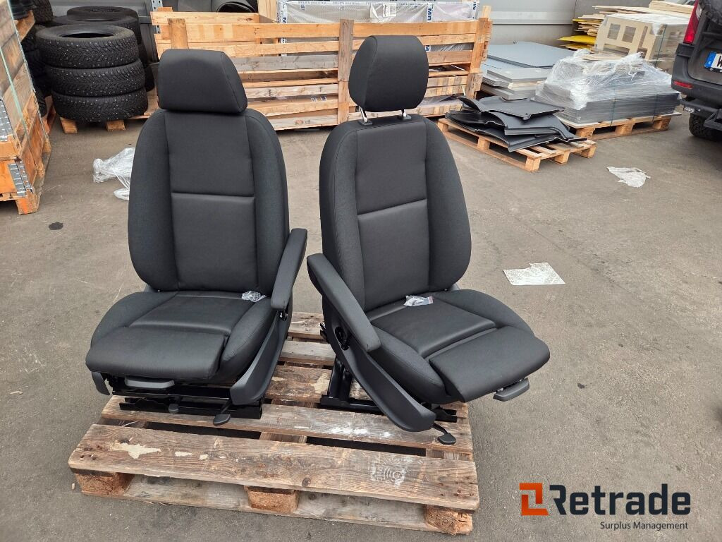 Framstolar Nya Mercedes Benz Sprinter - Легковий автомобіль: фото 2 Framstolar Nya Mercedes Benz Sprinter - Легковий автомобіль: фото 2