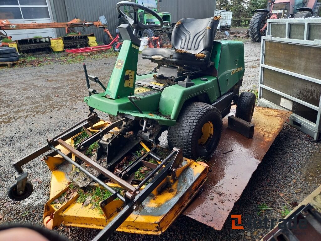 John Deere F725 klipper - Газонокосарка: фото 1 John Deere F725 klipper - Газонокосарка: фото 1