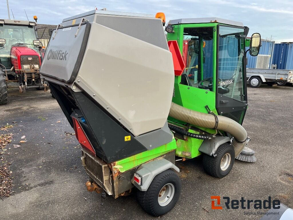 Redskabsbærer Nilfisk FH3 med maskinsæt. - Комунальна/ Спеціальна техніка: фото 5 Redskabsbærer Nilfisk FH3 med maskinsæt. - Комунальна/ Спеціальна техніка: фото 5