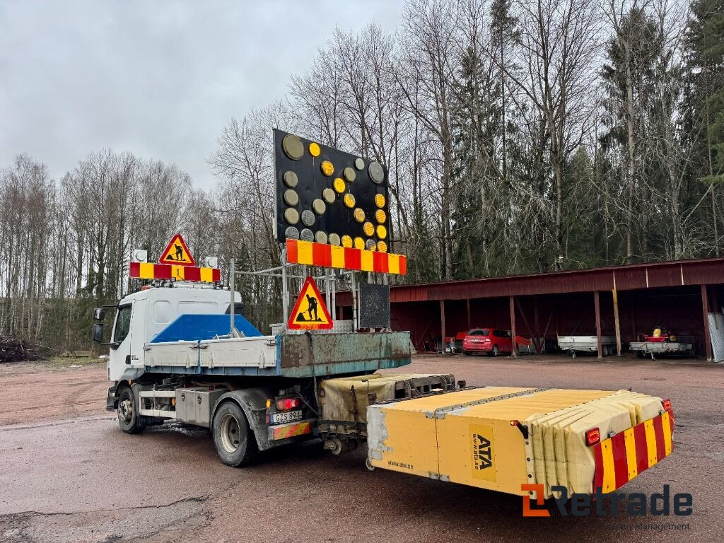 Krokbil Volvo FL 240 TMA utrustad - Бортова вантажівка/ Платформа: фото 5 Krokbil Volvo FL 240 TMA utrustad - Бортова вантажівка/ Платформа: фото 5