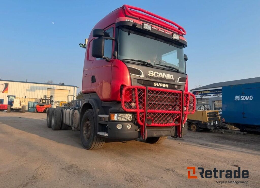 Lastbil Scania Super R620 V8 6x4 - Вантажівка шасі: фото 2 Lastbil Scania Super R620 V8 6x4 - Вантажівка шасі: фото 2