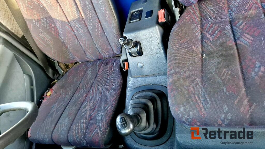 Бортова вантажівка/ Платформа, Вантажівка з маніпулятором Mercedes-Benz Atego 818L med 6 meter plan og kran: фото 11