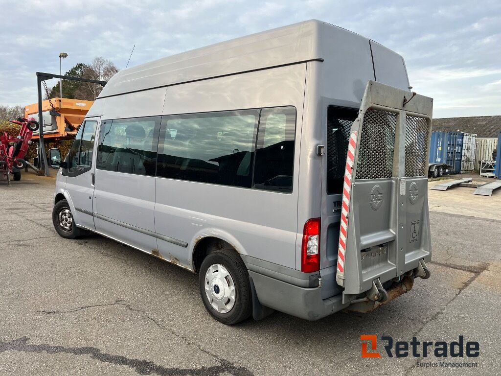 Minibus med lift FORD TRANSIT KOMBI 300L F 2,2 TDCI - Мікроавтобус, Пасажирський фургон: фото 4 Minibus med lift FORD TRANSIT KOMBI 300L F 2,2 TDCI - Мікроавтобус, Пасажирський фургон: фото 4