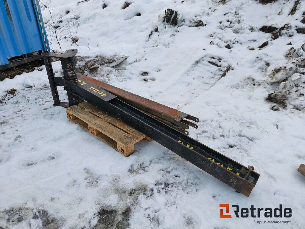 Manitou P4000, Jib/kranarm for teleskoptruck - Навісне обладнання в категорії Будівельна техніка: фото 2 Manitou P4000, Jib/kranarm for teleskoptruck - Навісне обладнання в категорії Будівельна техніка: фото 2