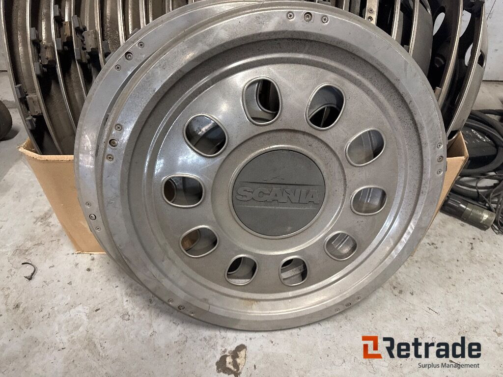 Navkapsler til bus Passer til 22,5 fælge Diverse - Колісний диск в категорії Автобуси: фото 4 Navkapsler til bus Passer til 22,5 fælge Diverse - Колісний диск в категорії Автобуси: фото 4