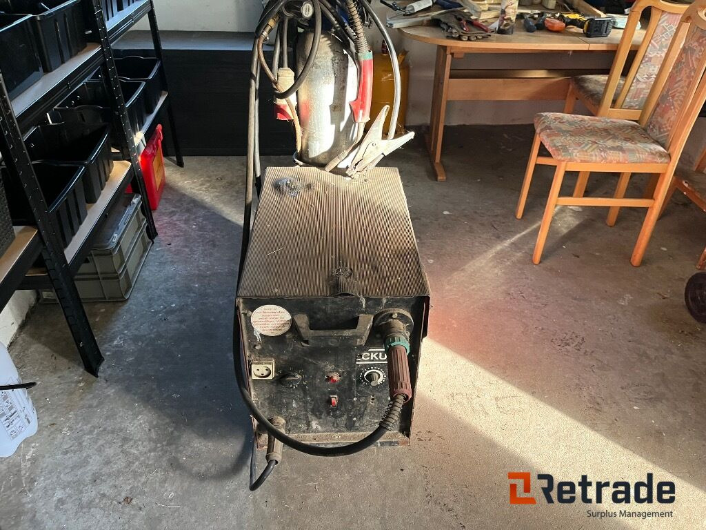 Værkstedsudstyr Elektra Becku CO2 Svejser Co2 svejser/med flaske - Промислове обладнання: фото 3 Værkstedsudstyr Elektra Becku CO2 Svejser Co2 svejser/med flaske - Промислове обладнання: фото 3