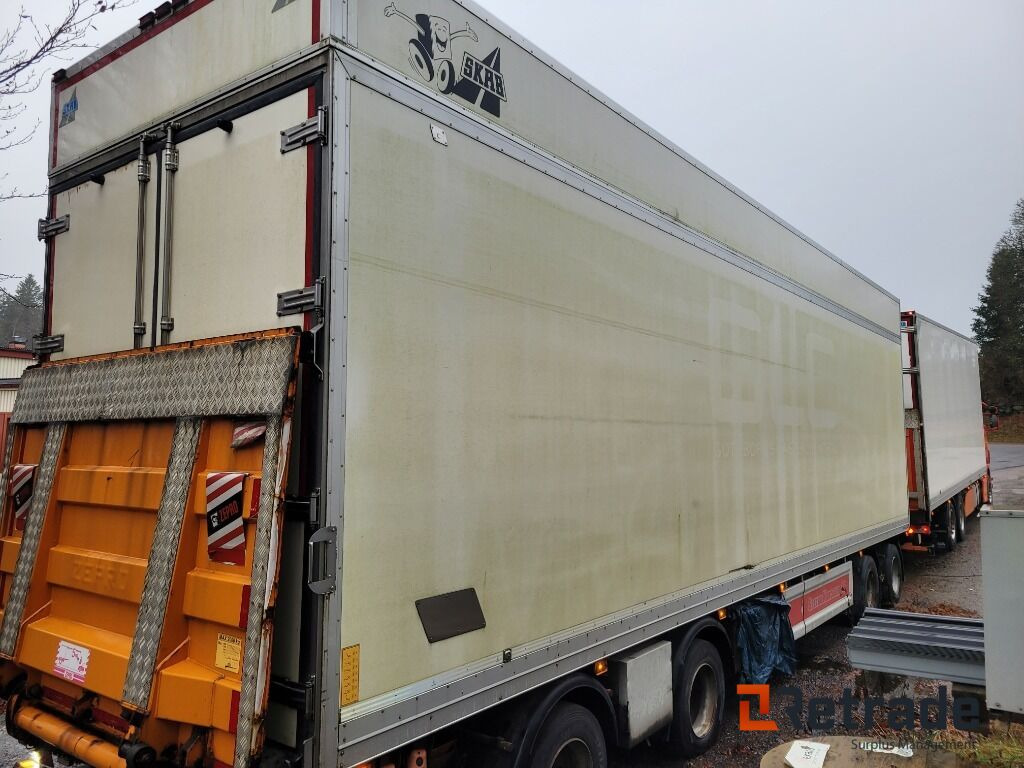 Släp / kylsläp HFR med SKAB dubbelplan skåp 4 axligt - Рефрижератор причіп: фото 4 Släp / kylsläp HFR med SKAB dubbelplan skåp 4 axligt - Рефрижератор причіп: фото 4