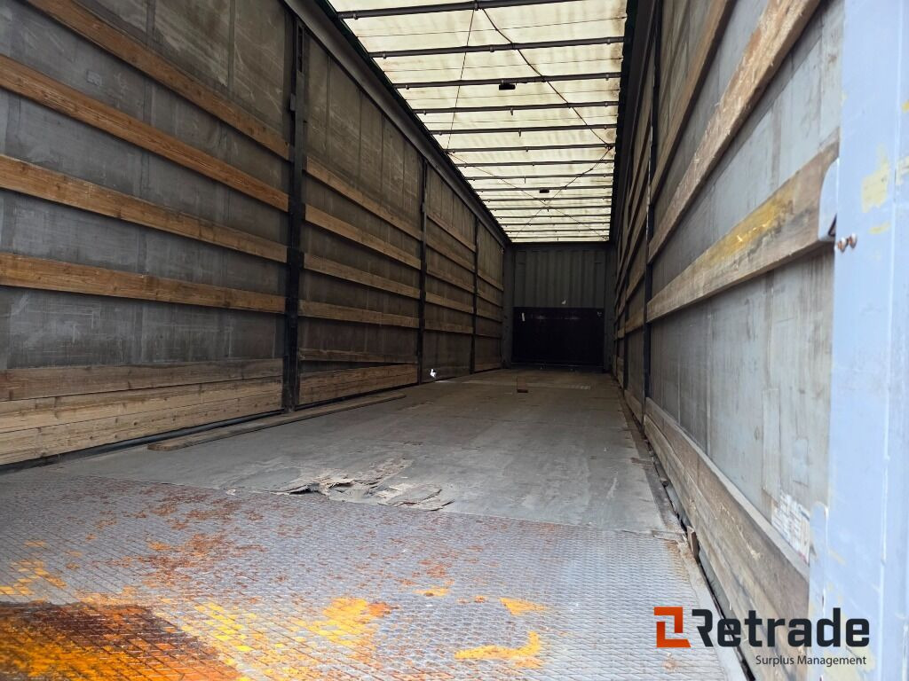 Trailer Krone SD Profi-liner Nybesiktigad - Тентований напівпричіп: фото 5 Trailer Krone SD Profi-liner Nybesiktigad - Тентований напівпричіп: фото 5