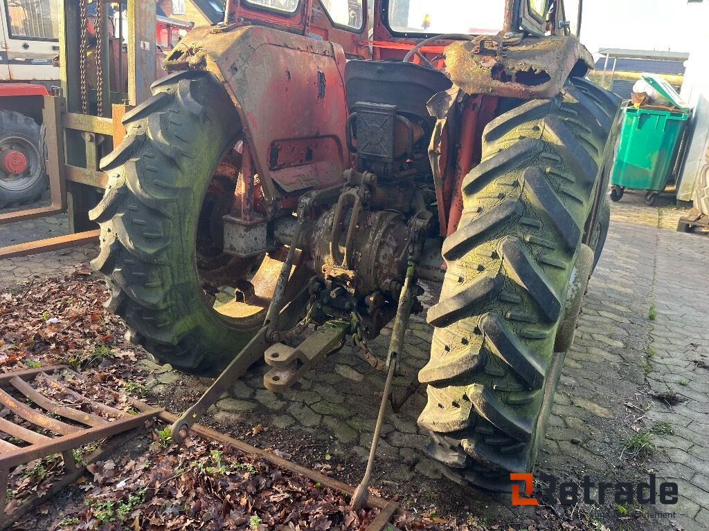 Traktor Massey Ferguson 175 Traktor - Трактор: фото 5 Traktor Massey Ferguson 175 Traktor - Трактор: фото 5