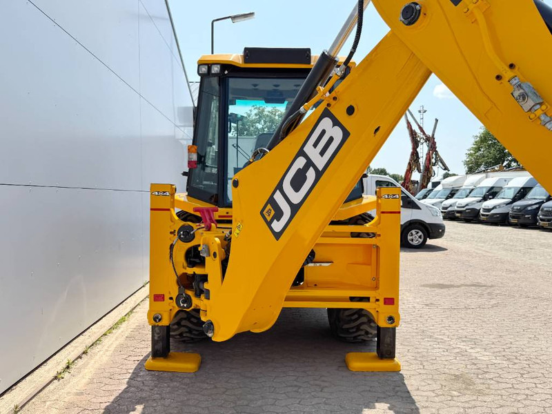 JCB 3DX / 3CX Plus 4WD - New / Unused/ Hammer Lines AC - Екскаватор-навантажувач: фото 3 JCB 3DX / 3CX Plus 4WD - New / Unused/ Hammer Lines AC - Екскаватор-навантажувач: фото 3