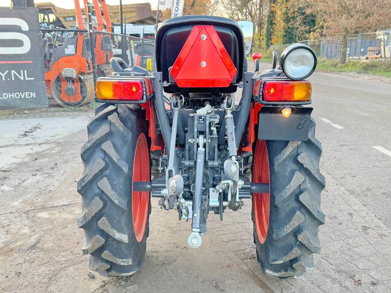 Kubota B2741S 4WD - New / Unused / 2024 / 27hp - Трактор: фото 3 Kubota B2741S 4WD - New / Unused / 2024 / 27hp - Трактор: фото 3