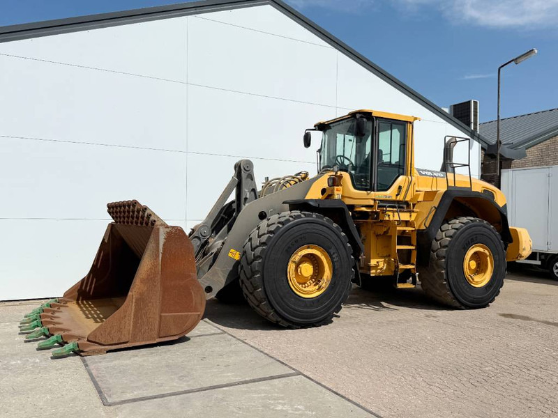 Volvo L220G - German Machine / 3rd Function / Auto Lube - Колісний навантажувач: фото 2 Volvo L220G - German Machine / 3rd Function / Auto Lube - Колісний навантажувач: фото 2
