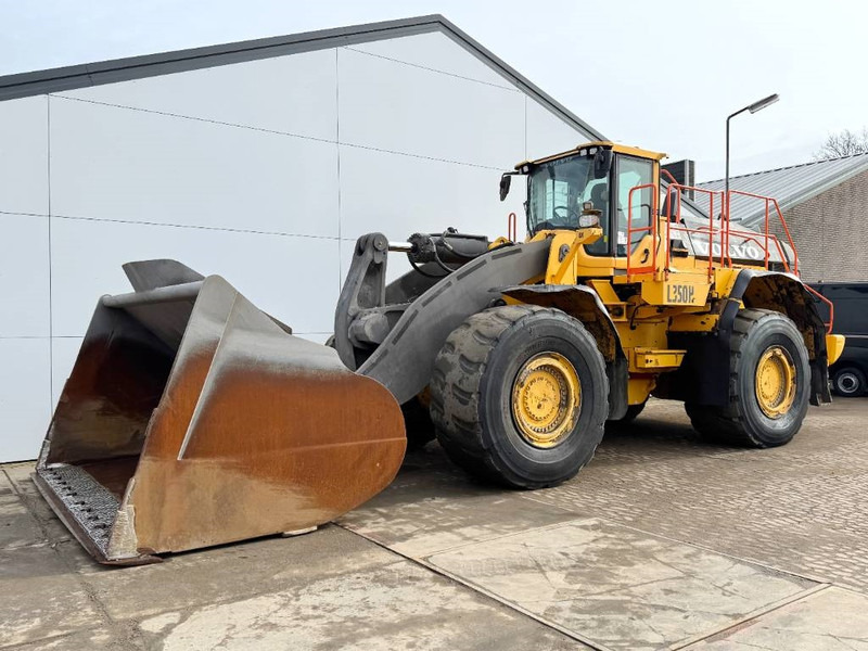 Volvo L350H - Dutch Machine / CDC Steering - Колісний навантажувач: фото 2 Volvo L350H - Dutch Machine / CDC Steering - Колісний навантажувач: фото 2