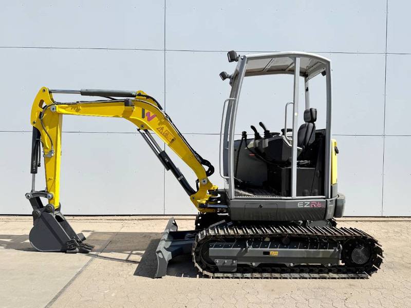 WACKER NEUSON EZ26 Zero Tail - Hammer Lines / Trench Bucket - Міні-екскаватор: фото 1 WACKER NEUSON EZ26 Zero Tail - Hammer Lines / Trench Bucket - Міні-екскаватор: фото 1