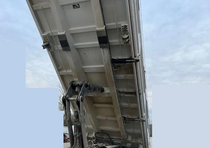 Mercedes Arocs 3243 - Самоскид вантажівка: фото 4 Mercedes Arocs 3243 - Самоскид вантажівка: фото 4