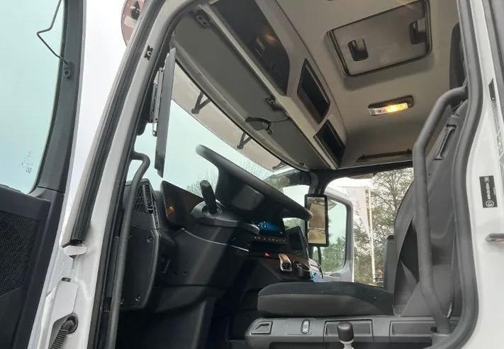 Mercedes Arocs 3243 - Самоскид вантажівка: фото 3 Mercedes Arocs 3243 - Самоскид вантажівка: фото 3