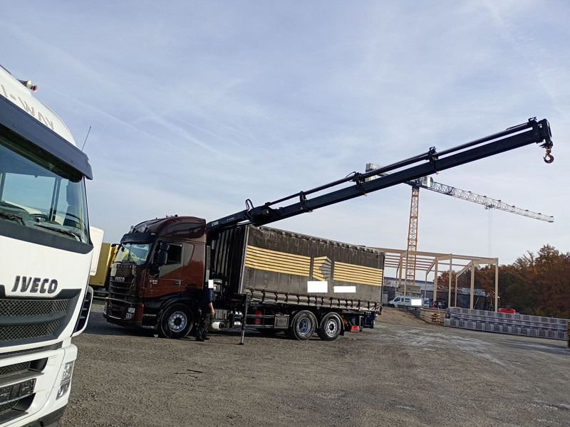 Тентована вантажівка, Вантажівка з маніпулятором Iveco AS260S42Y/FS: фото 11