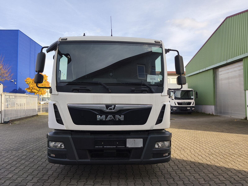 MAN TGL 8.190 Koffer gFH AHK LBW Euro 6 4x2 (11) TÜV NEU - Вантажівка з закритим кузовом: фото 3 MAN TGL 8.190 Koffer gFH AHK LBW Euro 6 4x2 (11) TÜV NEU - Вантажівка з закритим кузовом: фото 3