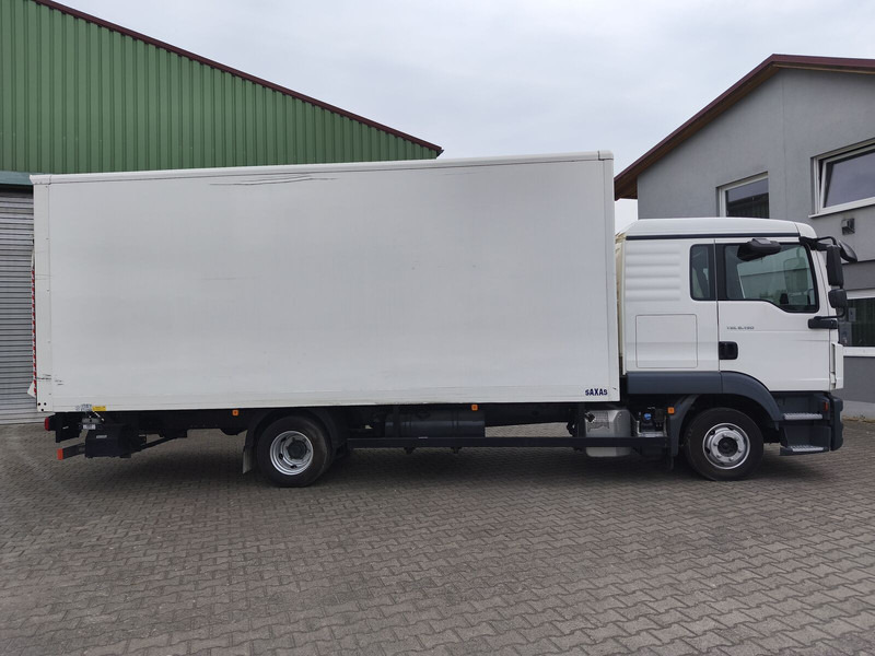 MAN TGL 8.190 gFH Koffer LBW AHK Euro 6 4x2 (14) - Вантажівка з закритим кузовом: фото 4 MAN TGL 8.190 gFH Koffer LBW AHK Euro 6 4x2 (14) - Вантажівка з закритим кузовом: фото 4