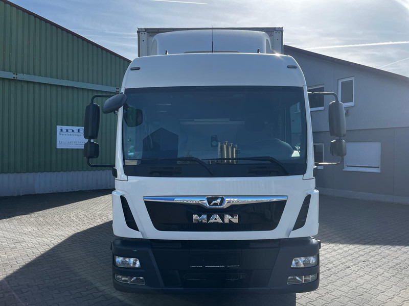 MAN TGL 8.220 - Тентована вантажівка: фото 2 MAN TGL 8.220 - Тентована вантажівка: фото 2
